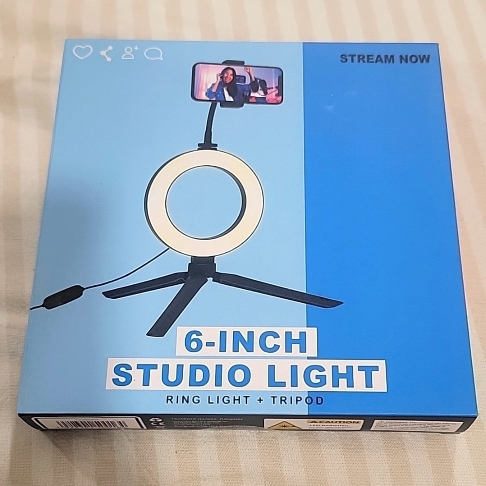 LED 6-inch Studio Light